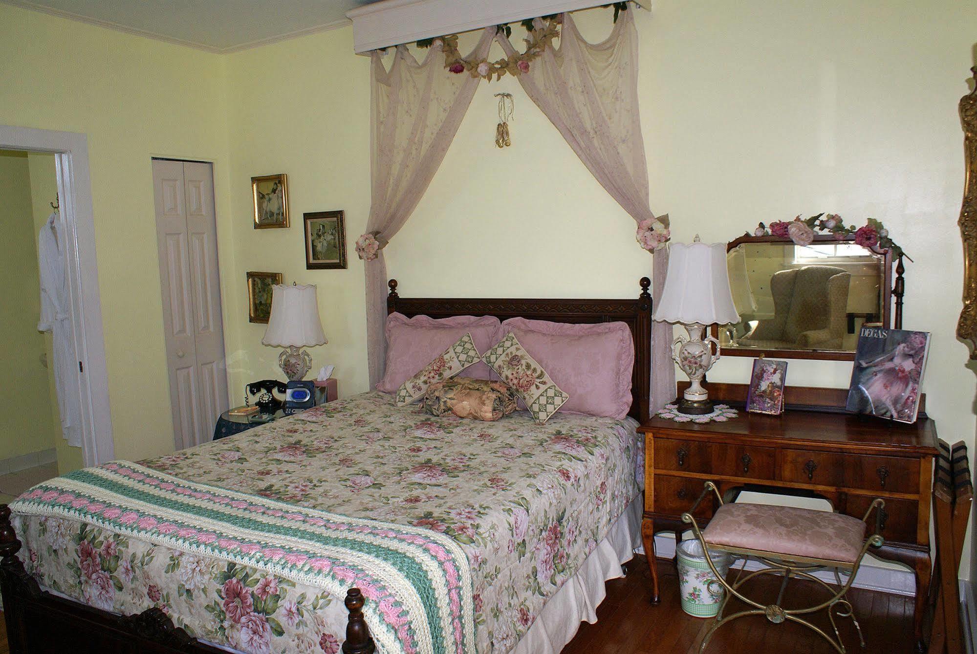 Sabal Palm House Bed And Breakfast Lake Worth Beach Dış mekan fotoğraf
